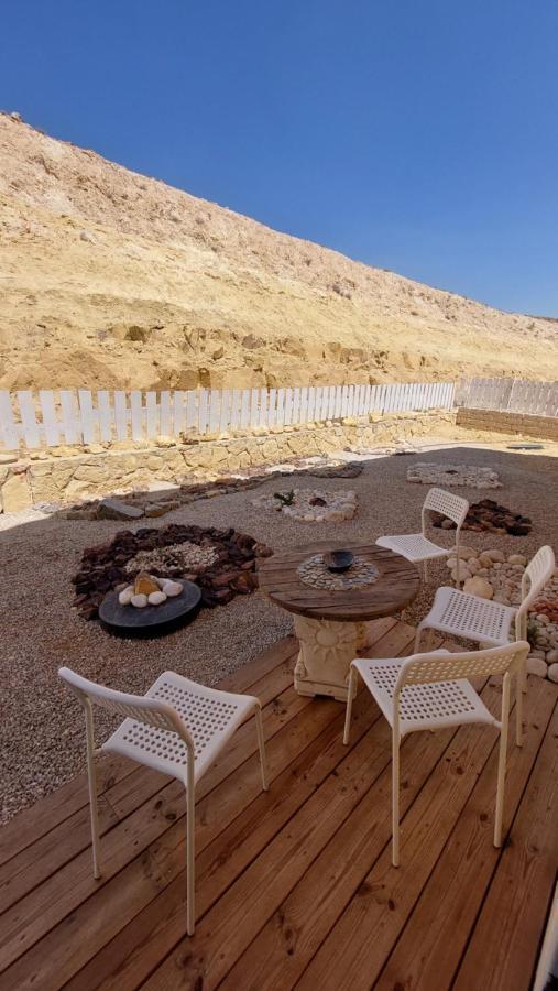 הבית ליד המצוק By The Cliff Mitzpe Ramon Exterior foto